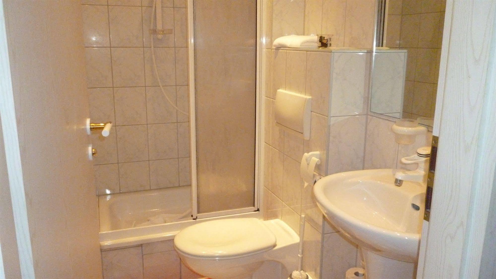 Hotel Und Restaurant Kranichsberg Woltersdorf  Luaran gambar