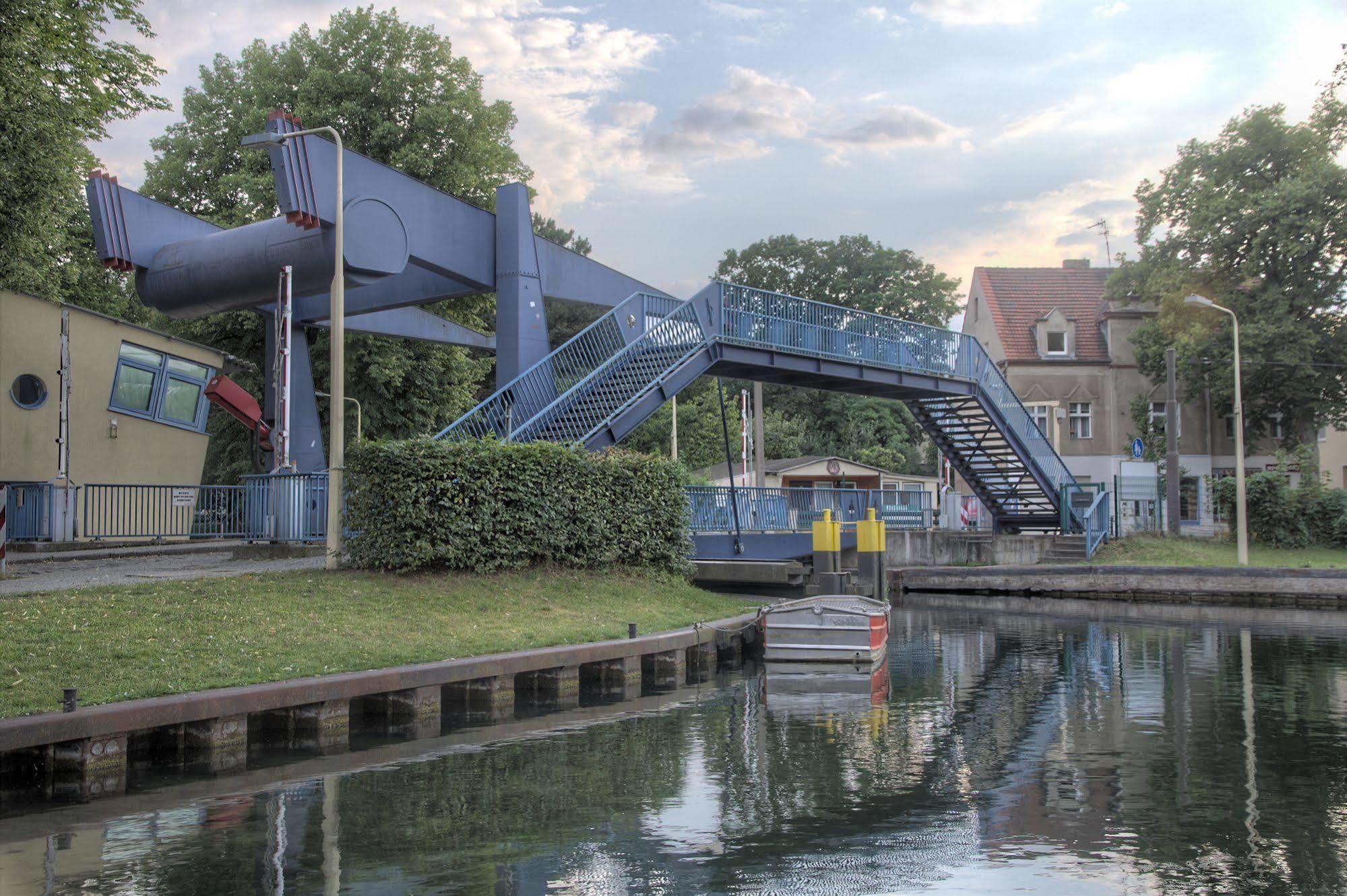 Hotel Und Restaurant Kranichsberg Woltersdorf  Luaran gambar