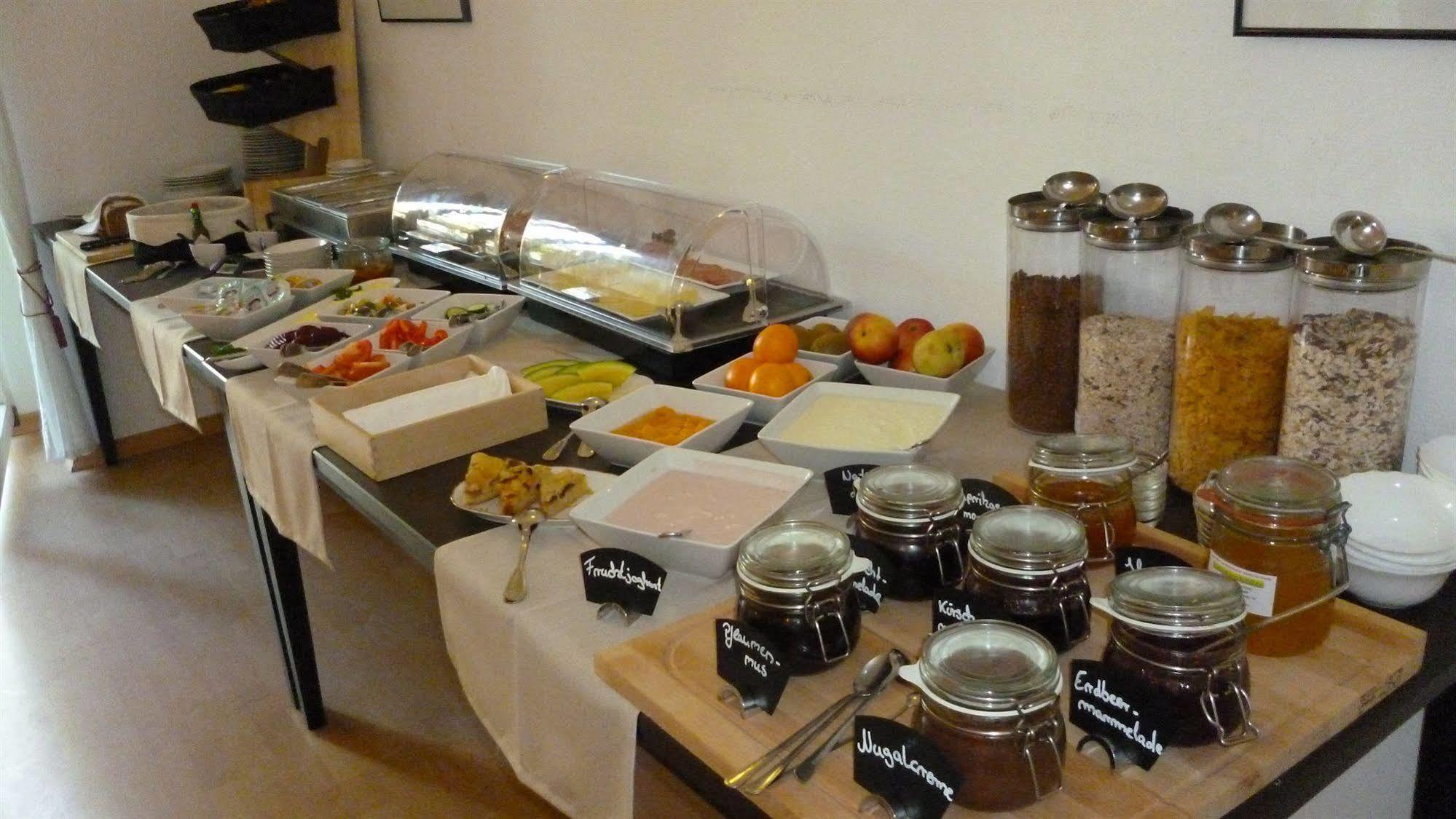 Hotel Und Restaurant Kranichsberg Woltersdorf  Luaran gambar