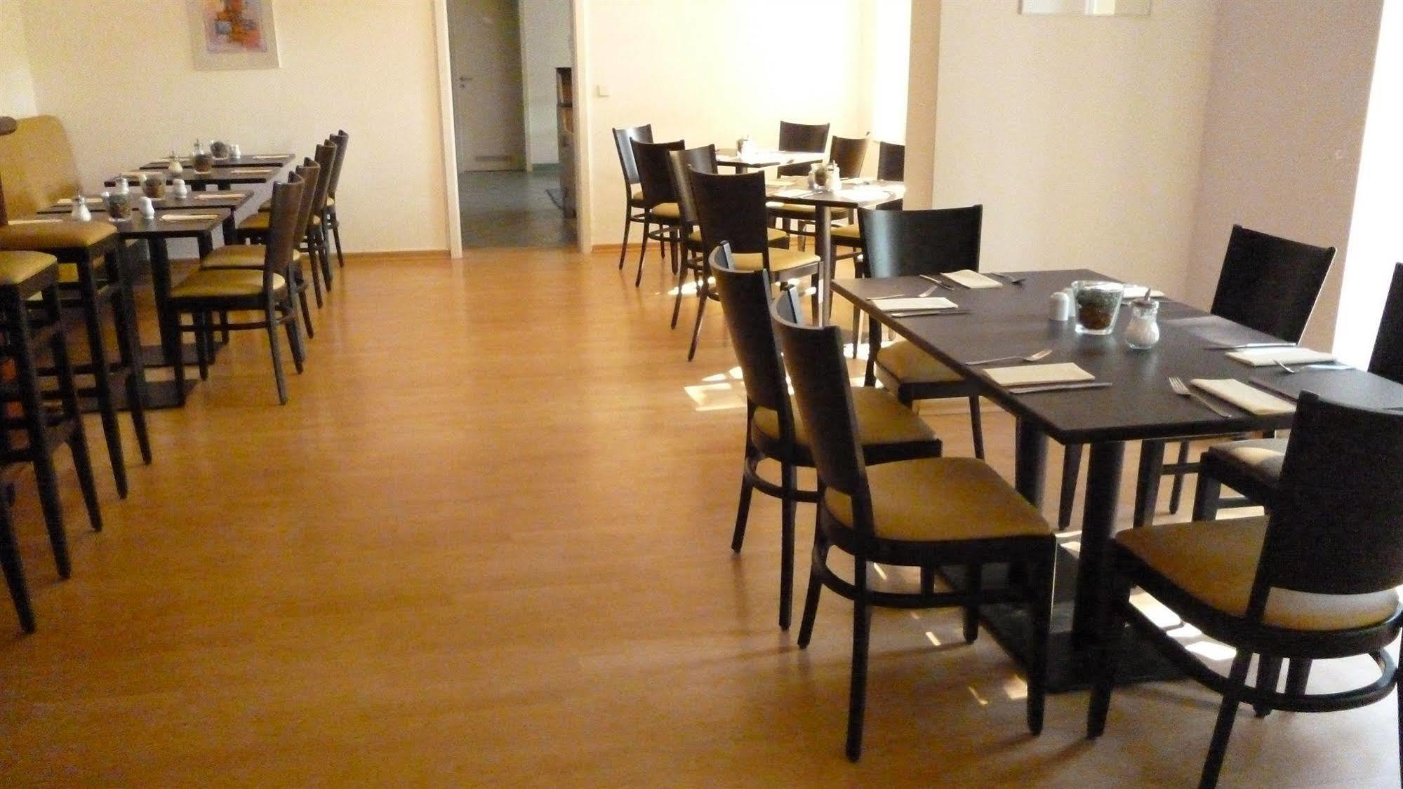 Hotel Und Restaurant Kranichsberg Woltersdorf  Luaran gambar